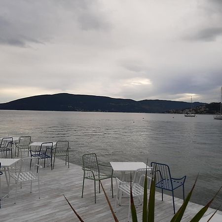 Apartments Ogurlic Herceg Novi Phòng bức ảnh