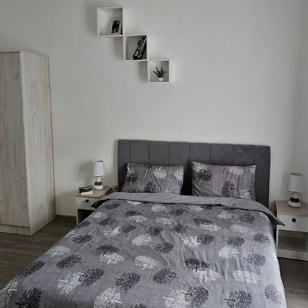 Apartments Ogurlic Herceg Novi Phòng bức ảnh